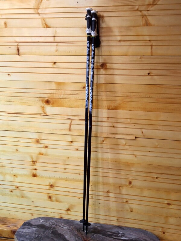 NOVÉ PALICE ITALBASTONI NOMAD BLACK-WHITE 130CM